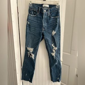 Abercrombie & Fitch High Rise Mom Jean